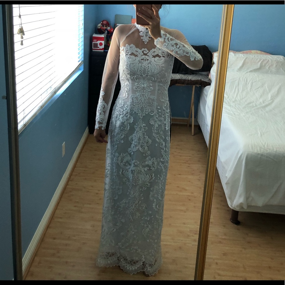 Ao Dai Vietnamese traditional white lace dress  0